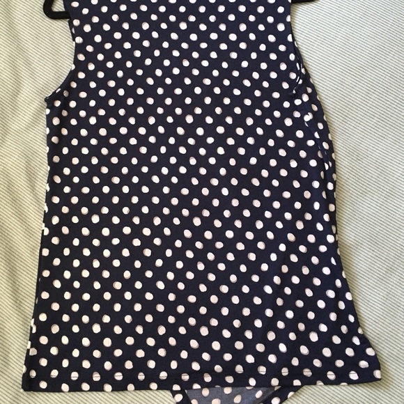 Cleo sleeveless top size Medium - Picture 2 of 4